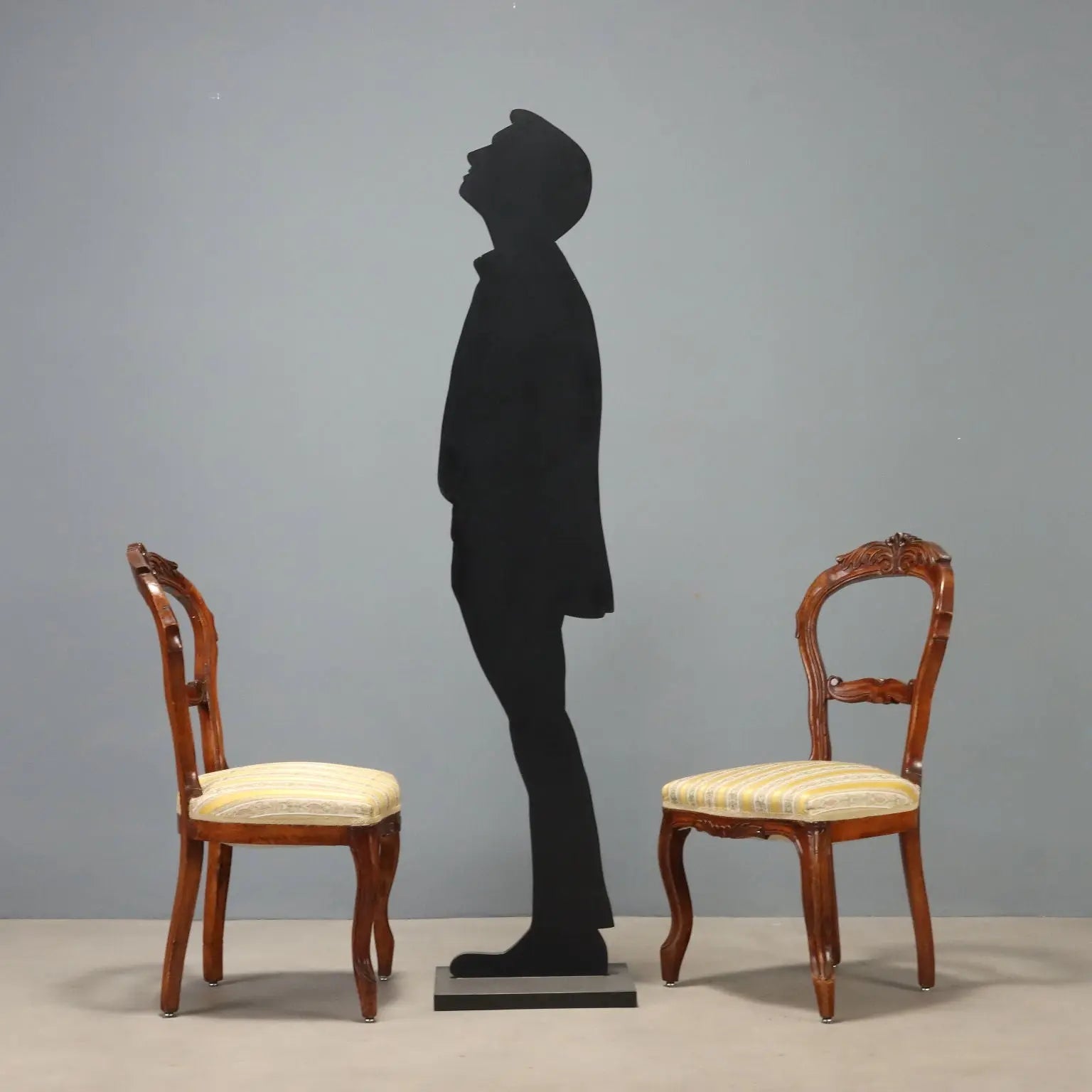 Louis Philippe Walnut Chairs - Italy 19th Century