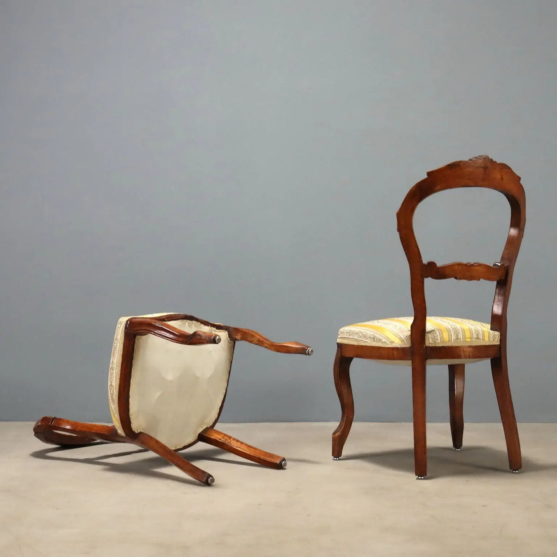 Louis Philippe Walnut Chairs - Italy 19th Century