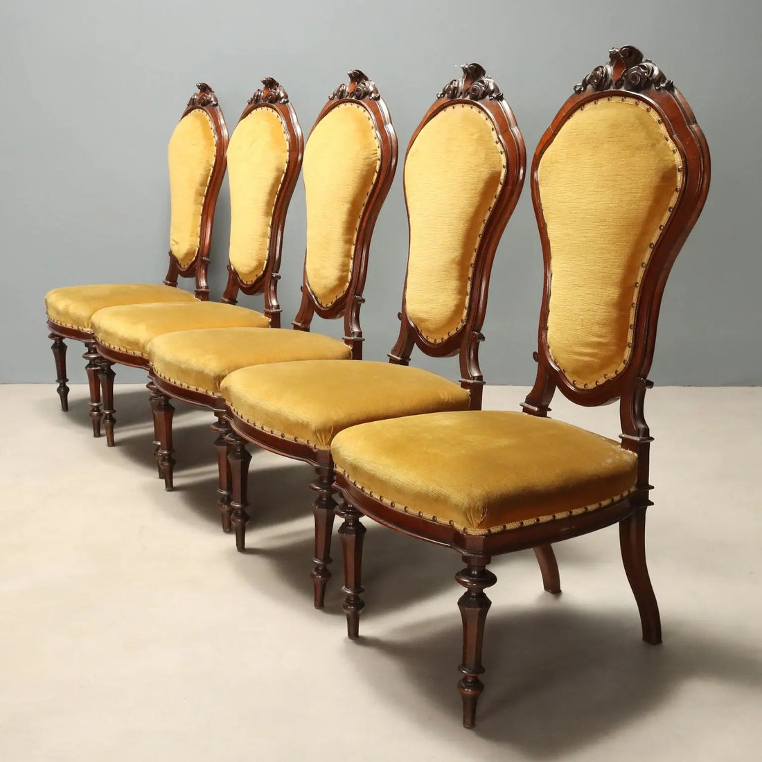 Umbertine Walnut Chairs, Italy 19th Century