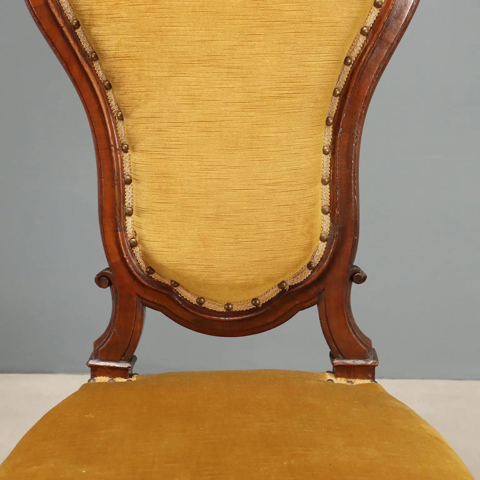Umbertine Walnut Chairs, Italy 19th Century