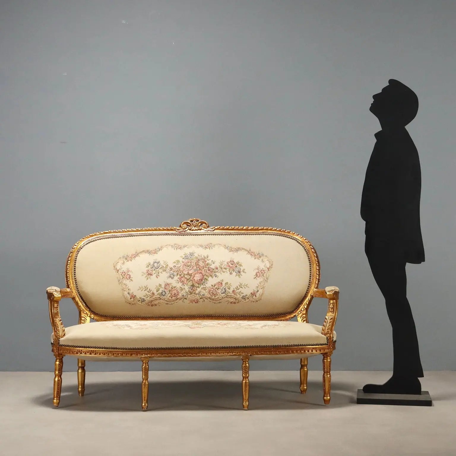Neoclassical Sofa in Gilded Wood, Italy Early 1900s