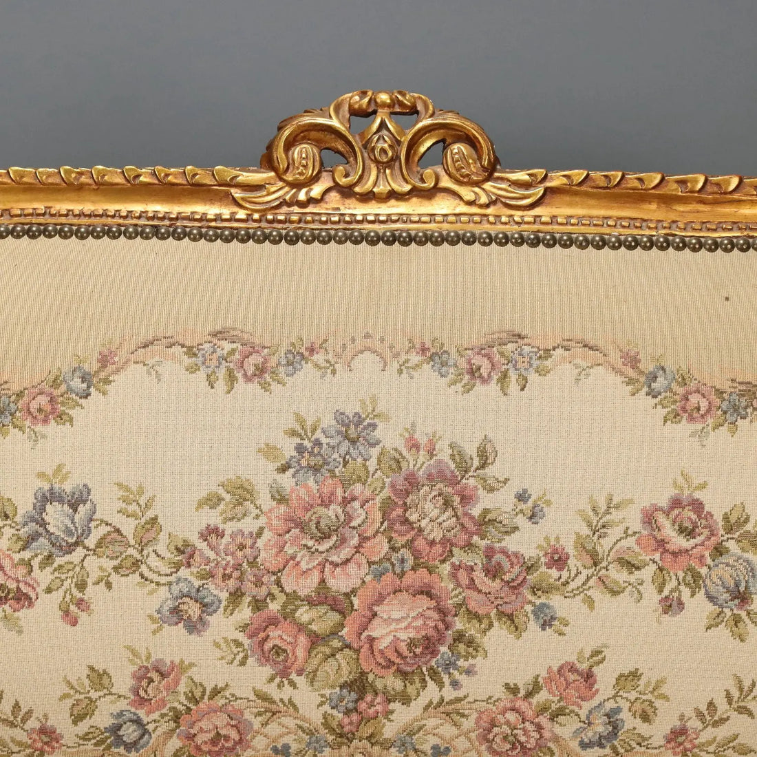Neoclassical Sofa in Gilded Wood, Italy Early 1900s