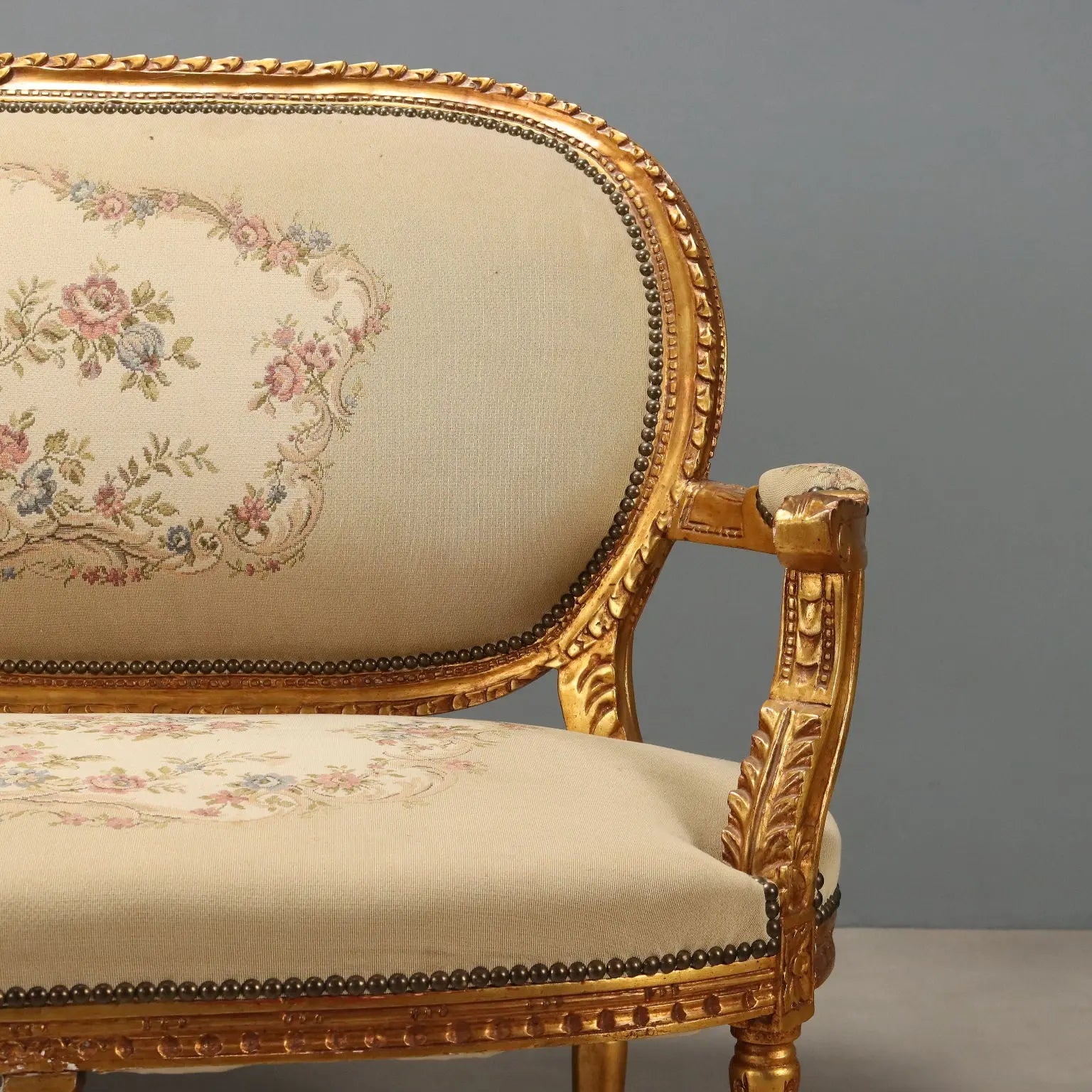 Neoclassical Sofa in Gilded Wood, Italy Early 1900s