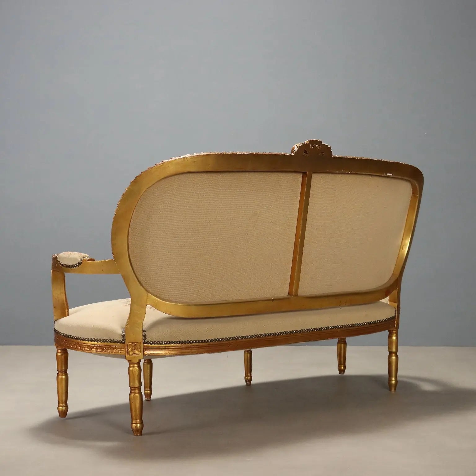 Neoclassical Sofa in Gilded Wood, Italy Early 1900s