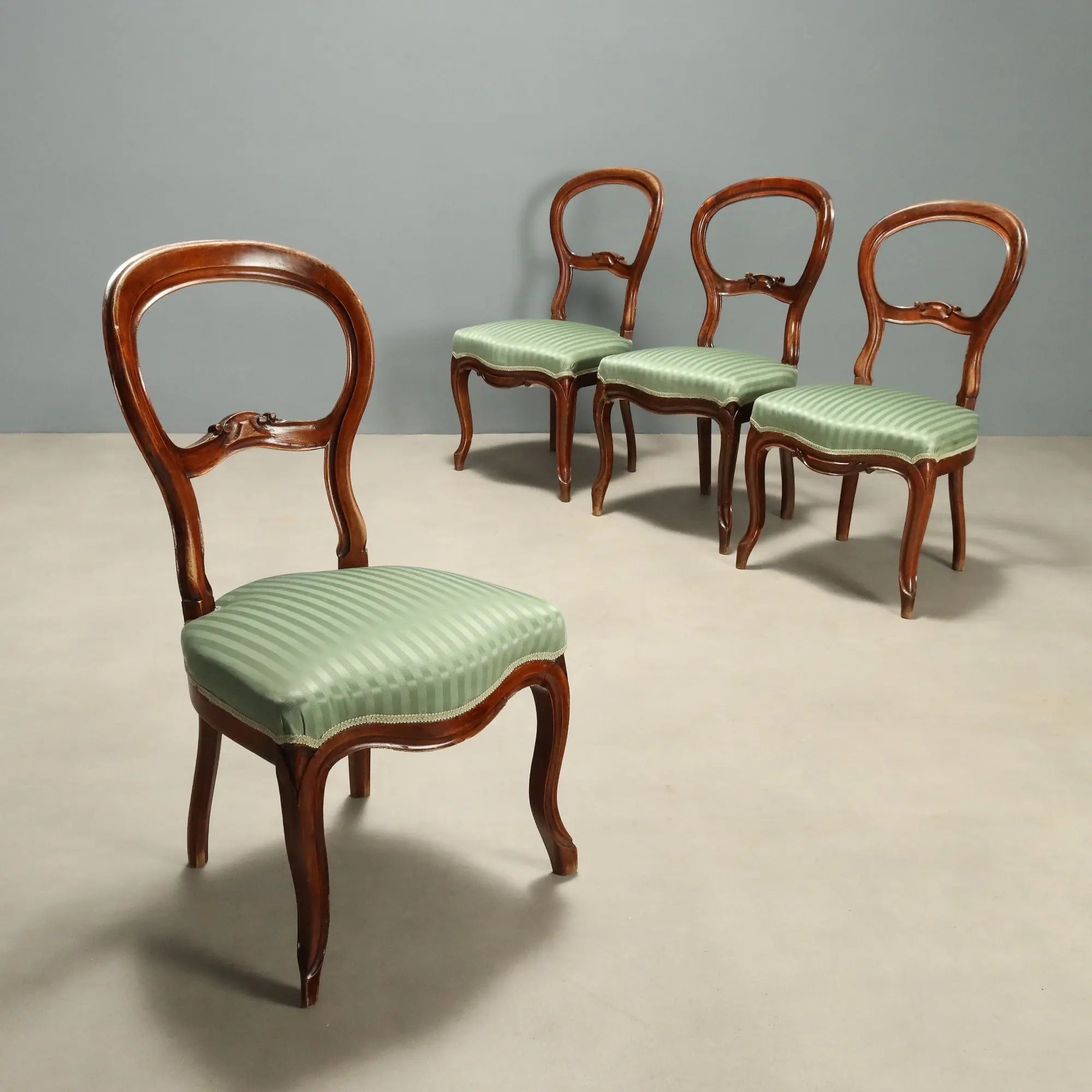 Antique Chairs Louis Philippe Carved Walnut Italy XIX Century