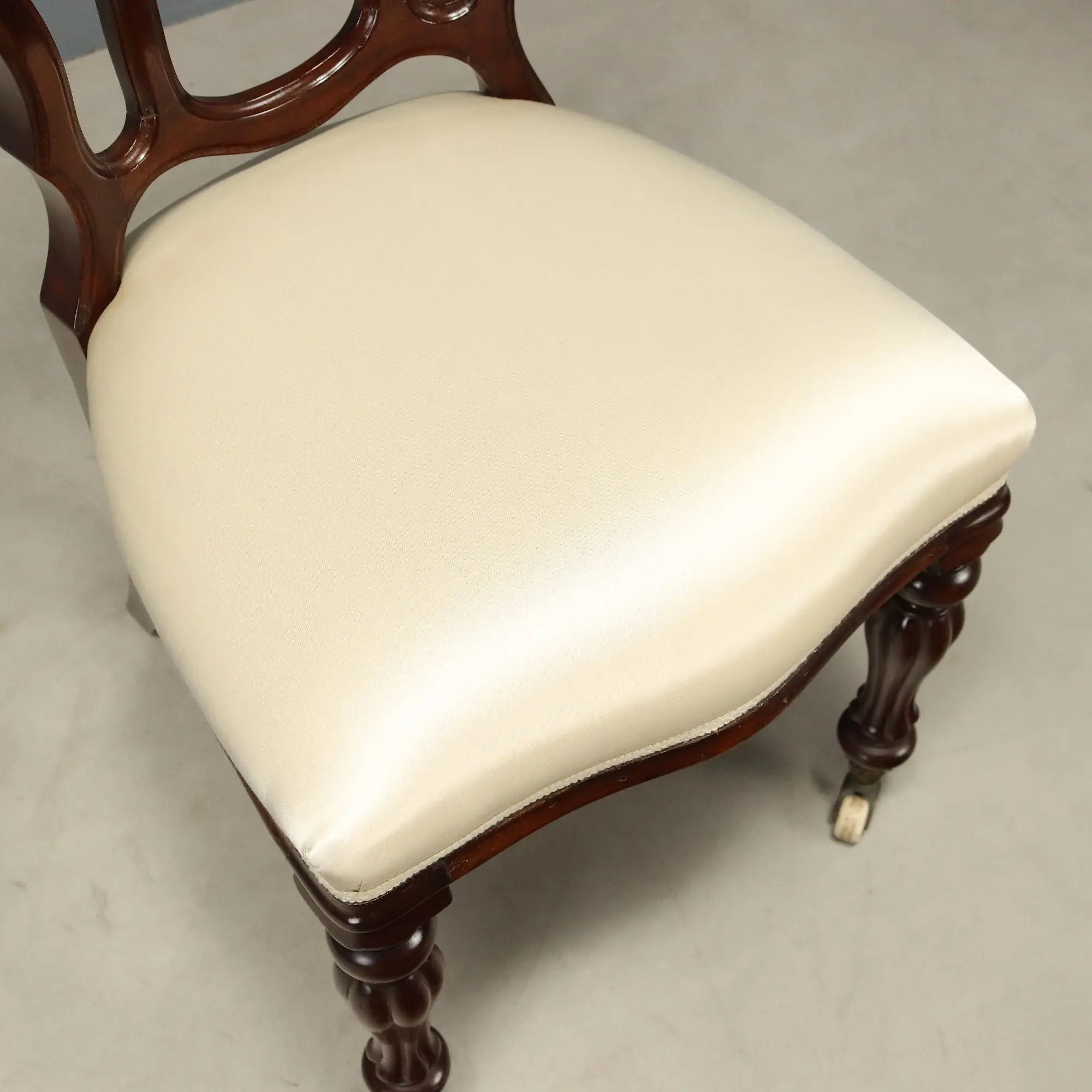 Antique Victorian Chairs Mahogany Fabric United Kingdom XIX Century