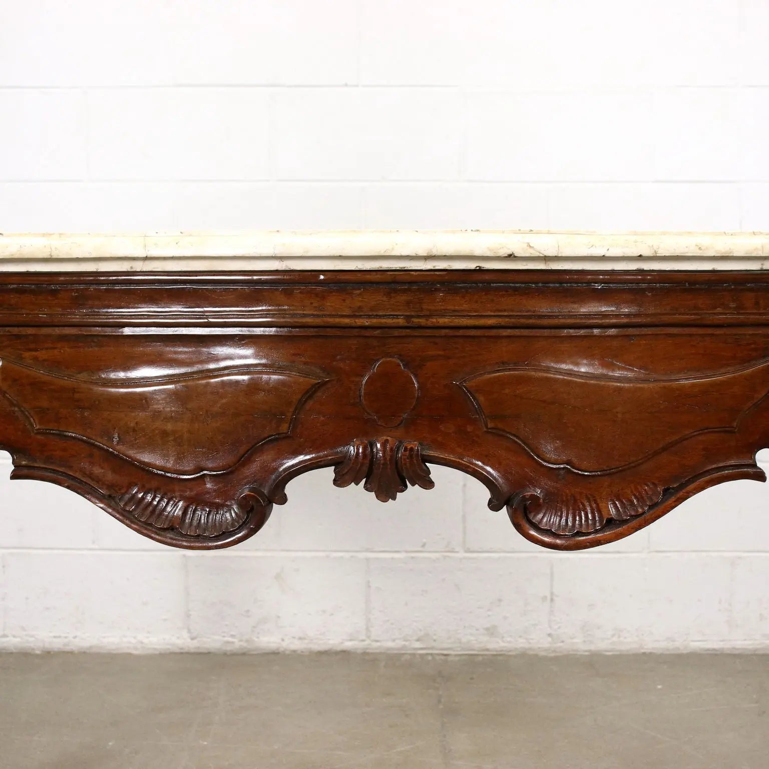 Venetian Baroque Console Walnut Alabaster Marble Italy XVIII Century | Antiques | Consoles