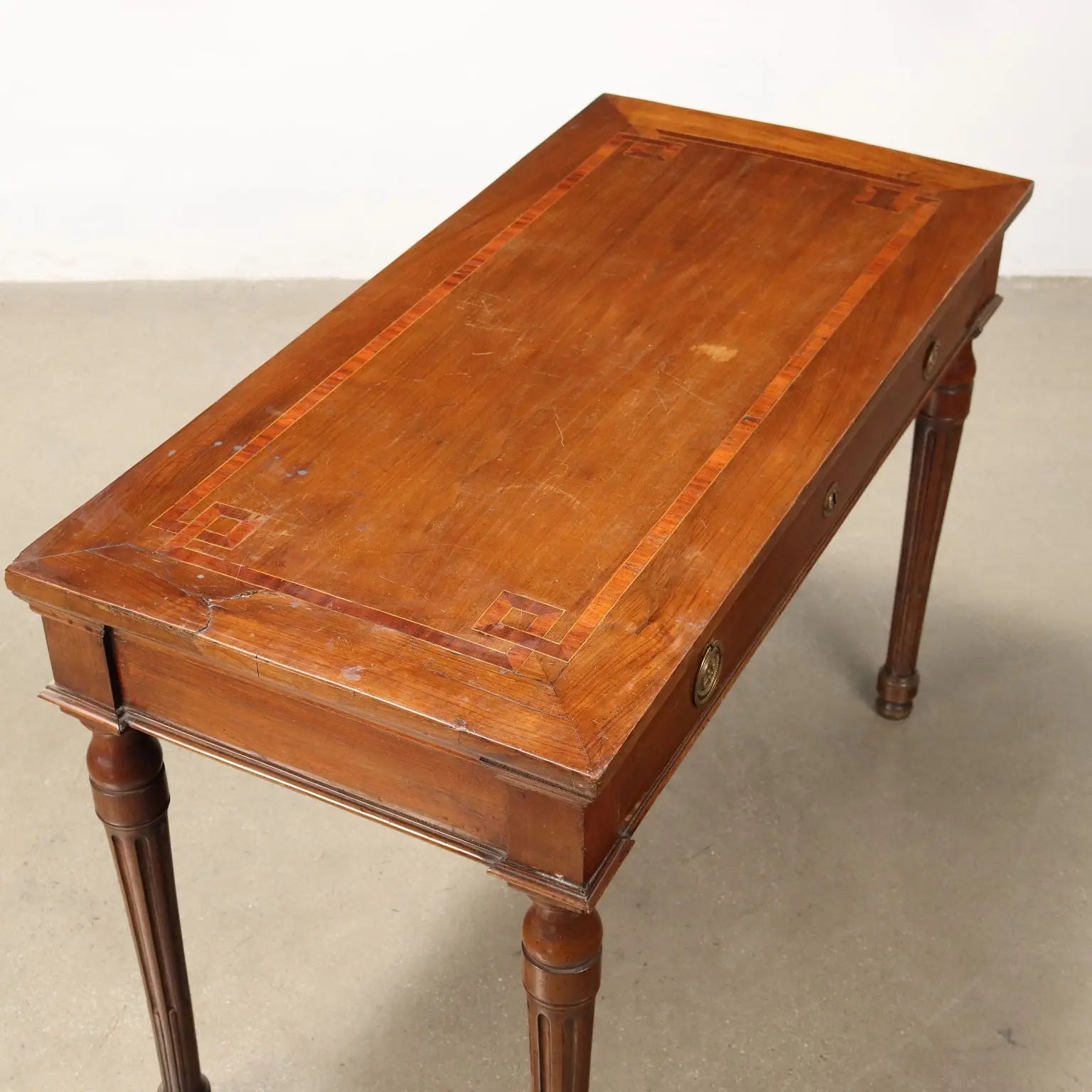 Antique Neoclassical Writing Desk Solid Walnut Italy XVIII Century - Piacenza, Late XVIII Century | Antiques | Consoles