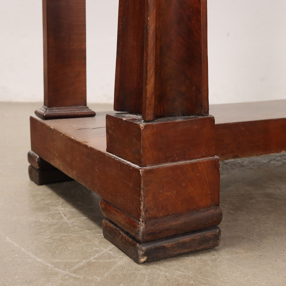  | Antiques  Consoles