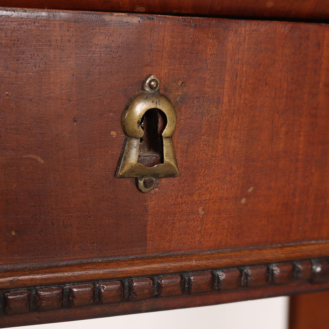  | Antiques  Consoles