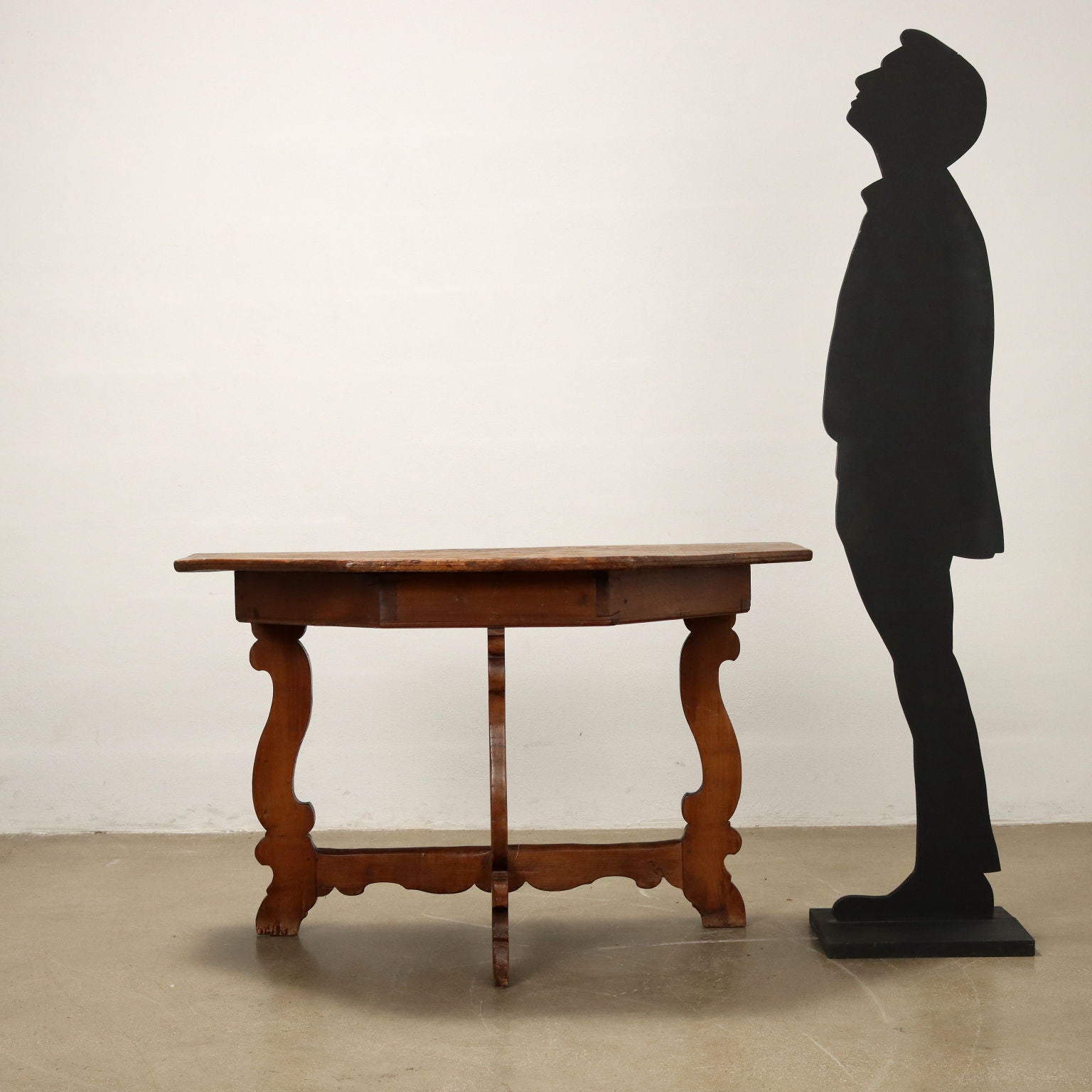  | Antiques  Consoles