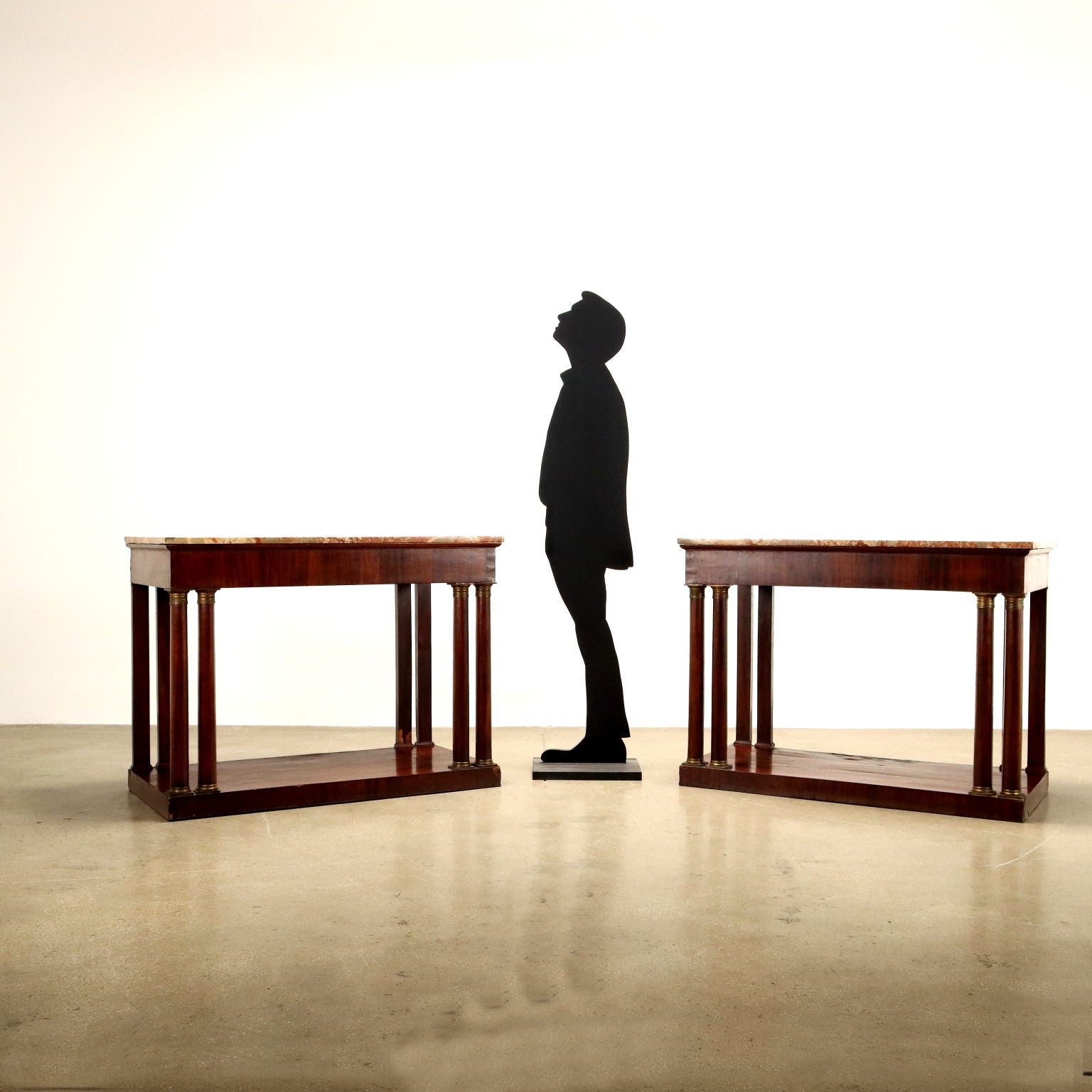  | Antiques  Consoles