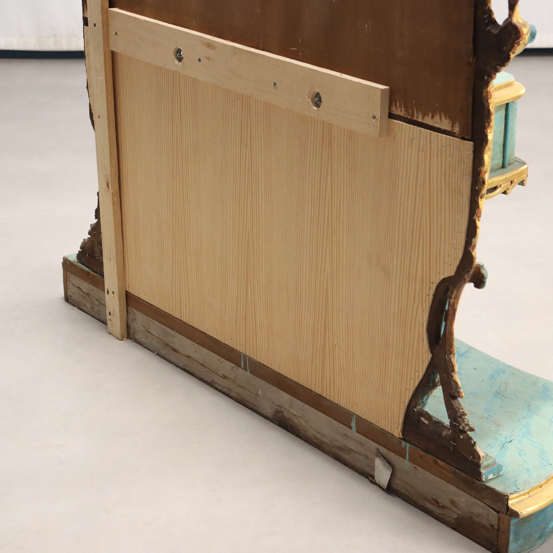  | Antiques  Consoles