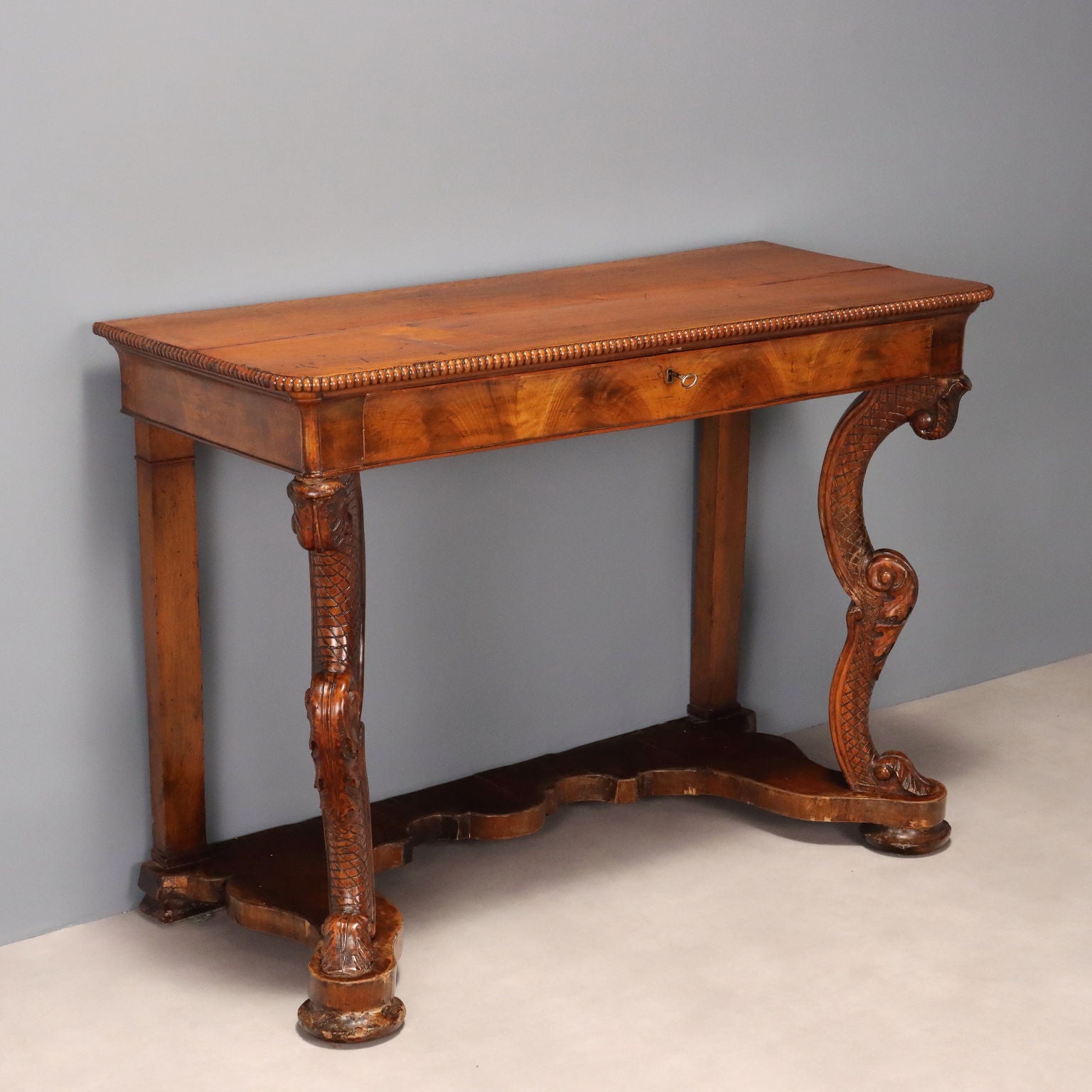  | Antiques  Consoles