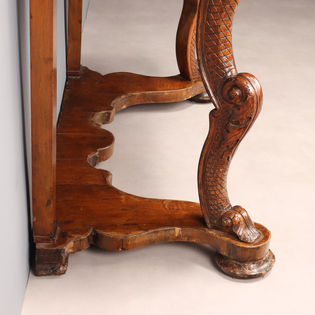  | Antiques  Consoles