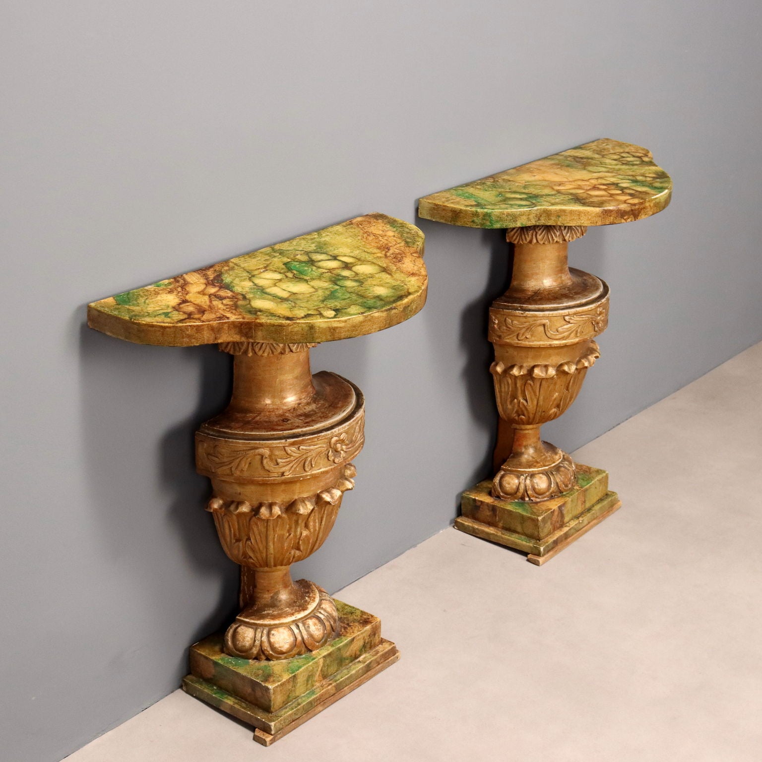  | Antiques  Consoles