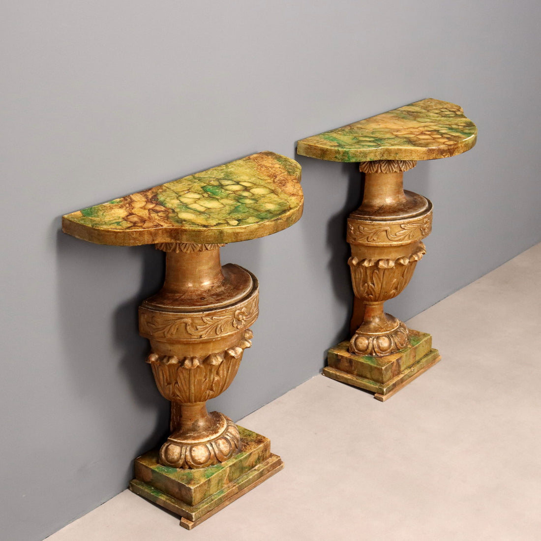  | Antiques  Consoles