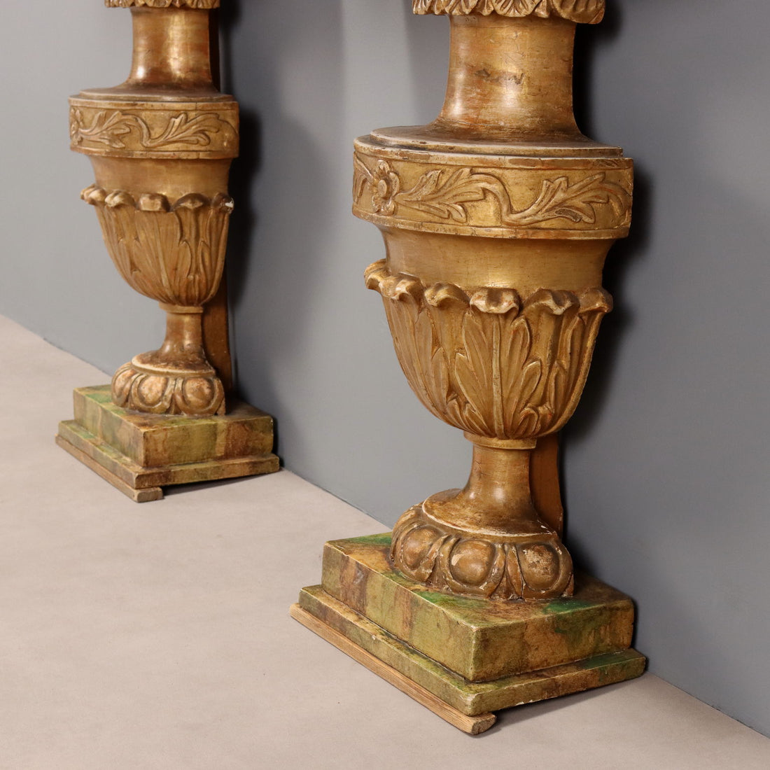  | Antiques  Consoles