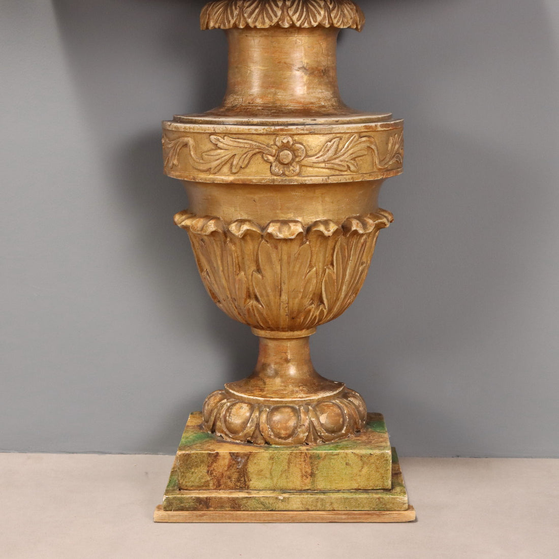  | Antiques  Consoles