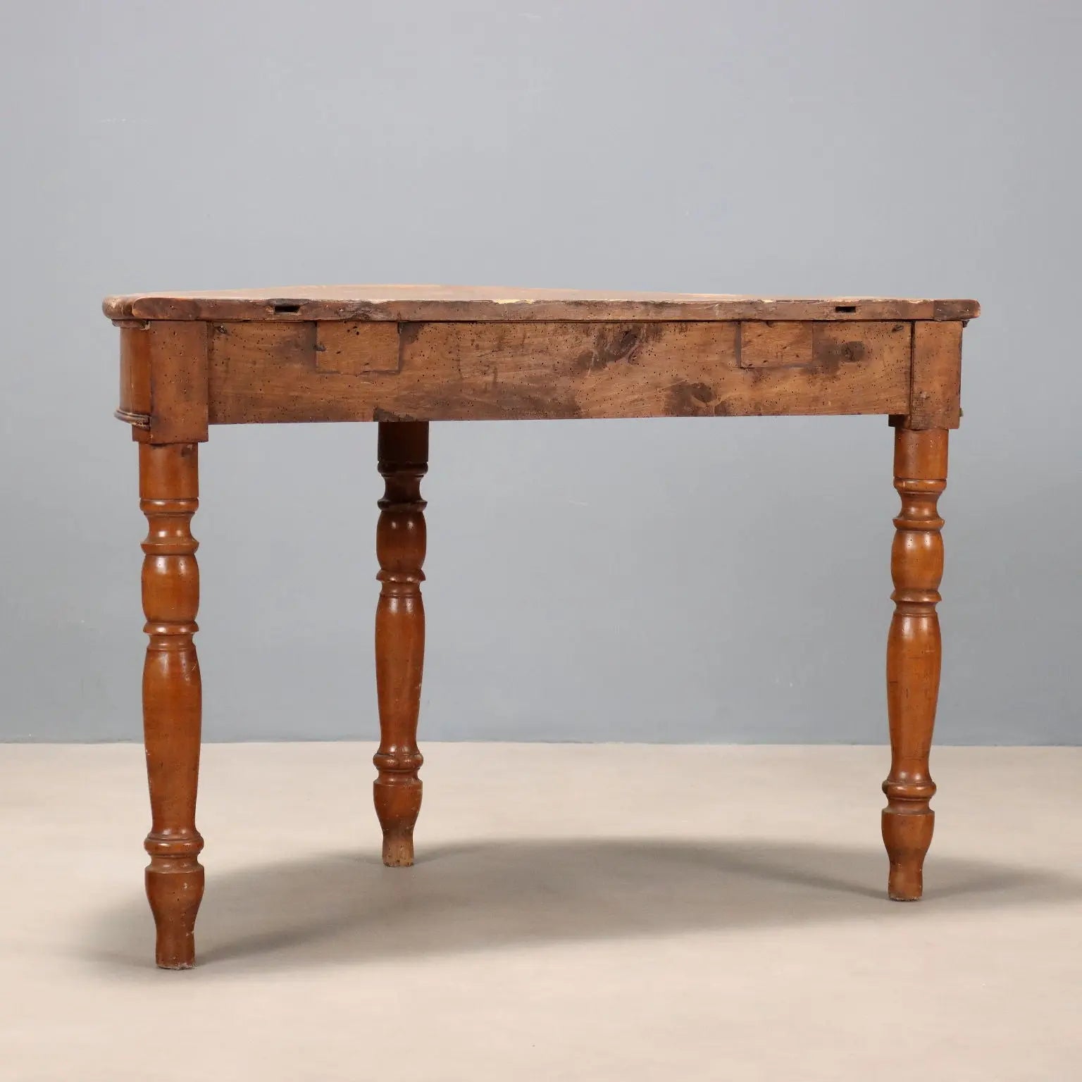 Walnut Console Table - Italy 19th Century