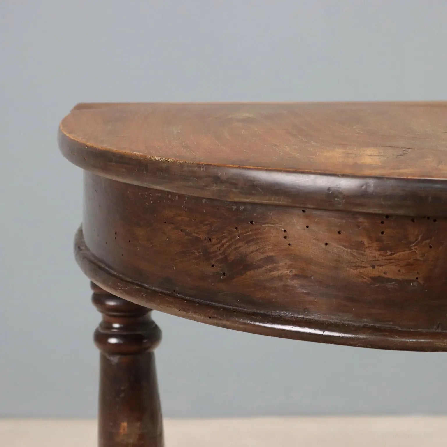 Demi Lune Console in Walnut - Italy 19th Century