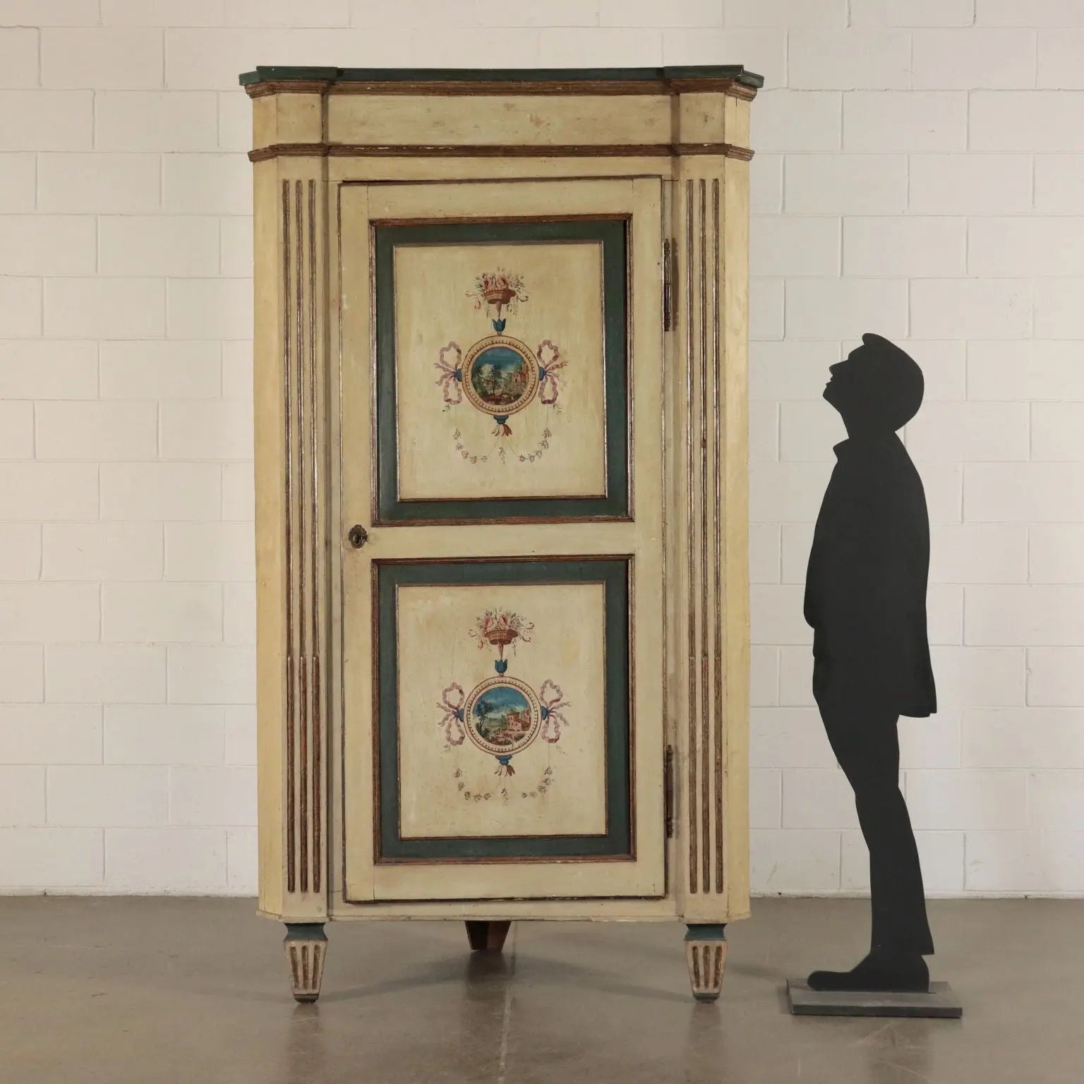 18th Century Italian Neoclassical Corner Cabinets