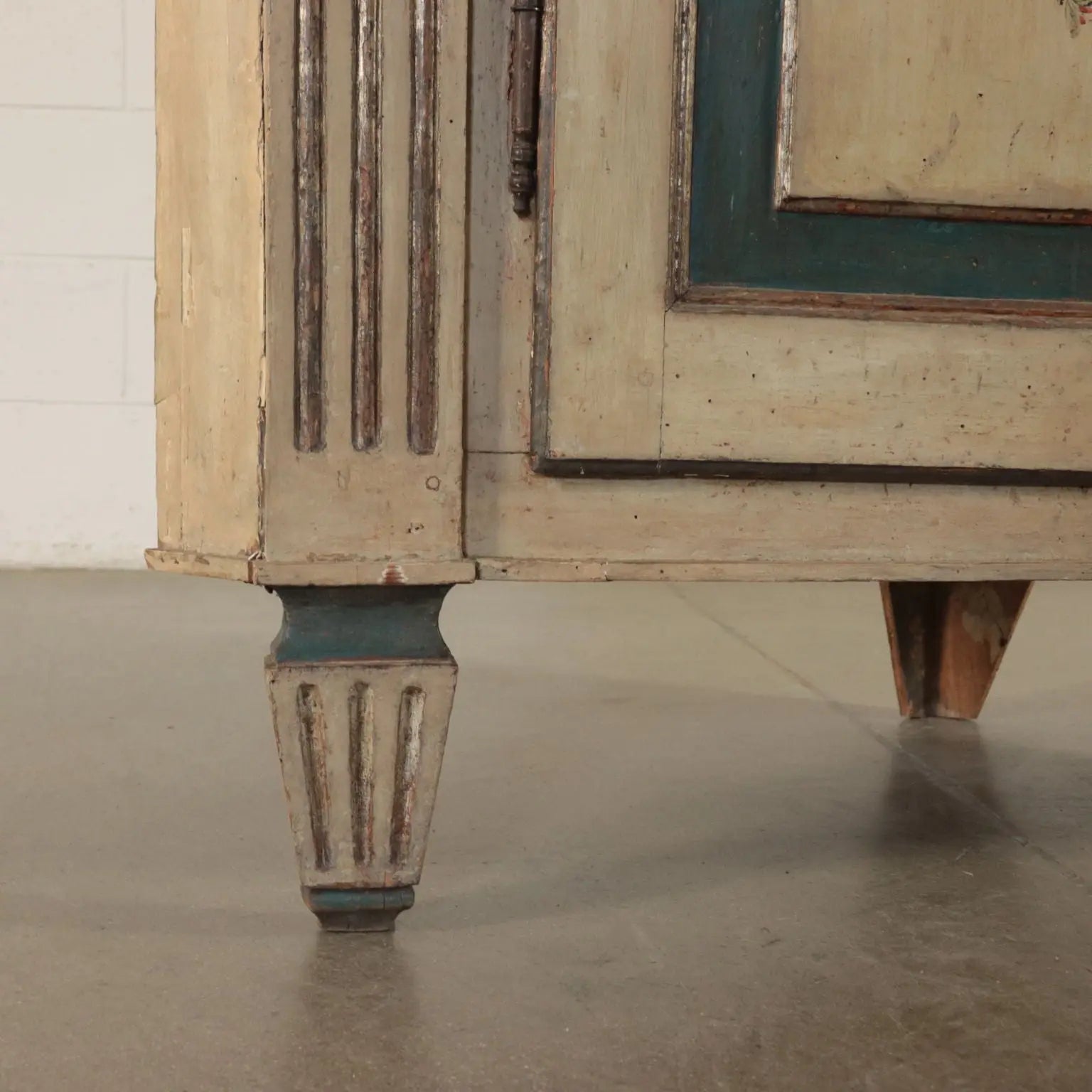 18th Century Italian Neoclassical Corner Cabinets