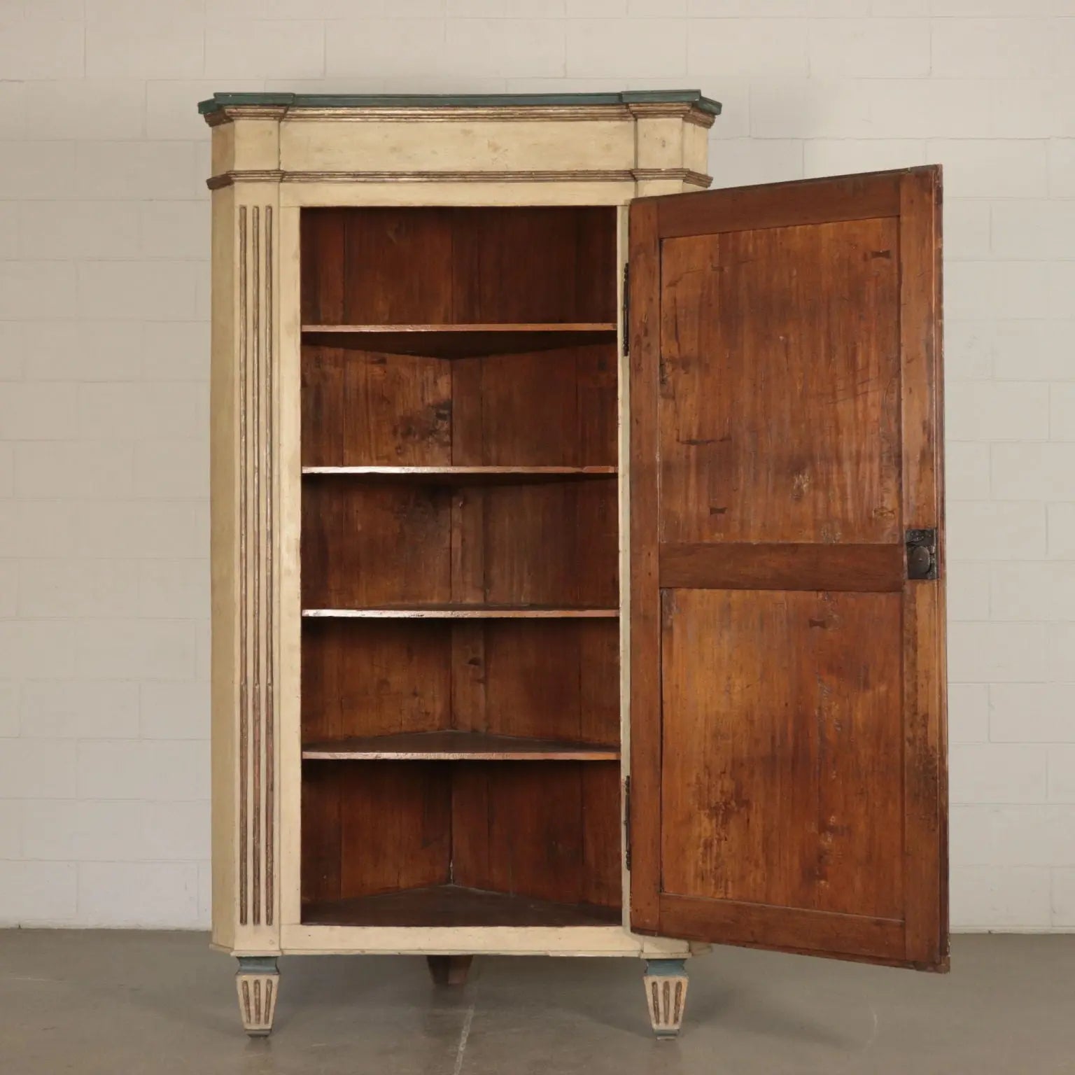 18th Century Italian Neoclassical Corner Cabinets