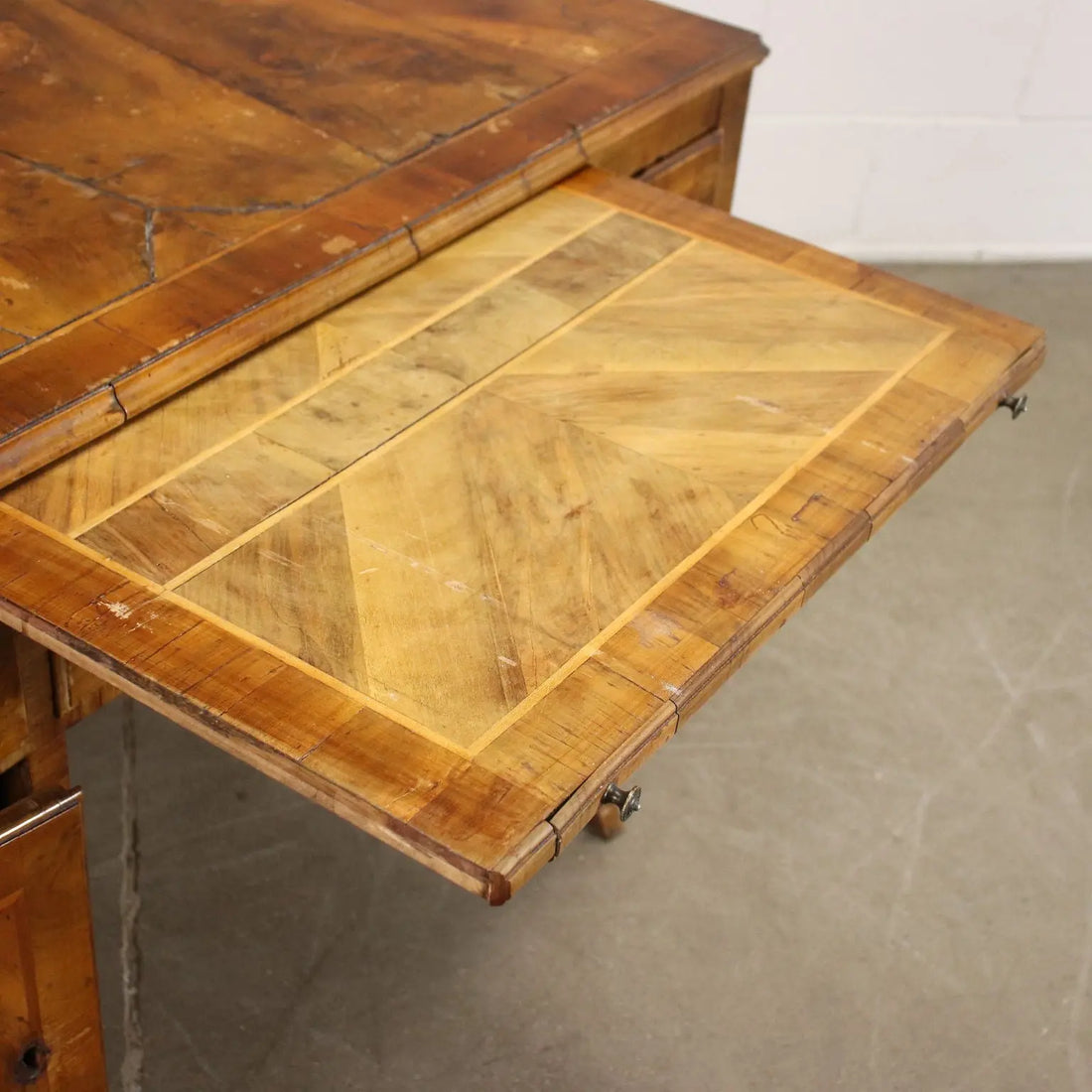 Desk Various Woods Italy XX Century - Italy 20th century | Antiques | Desks & Writing Desks