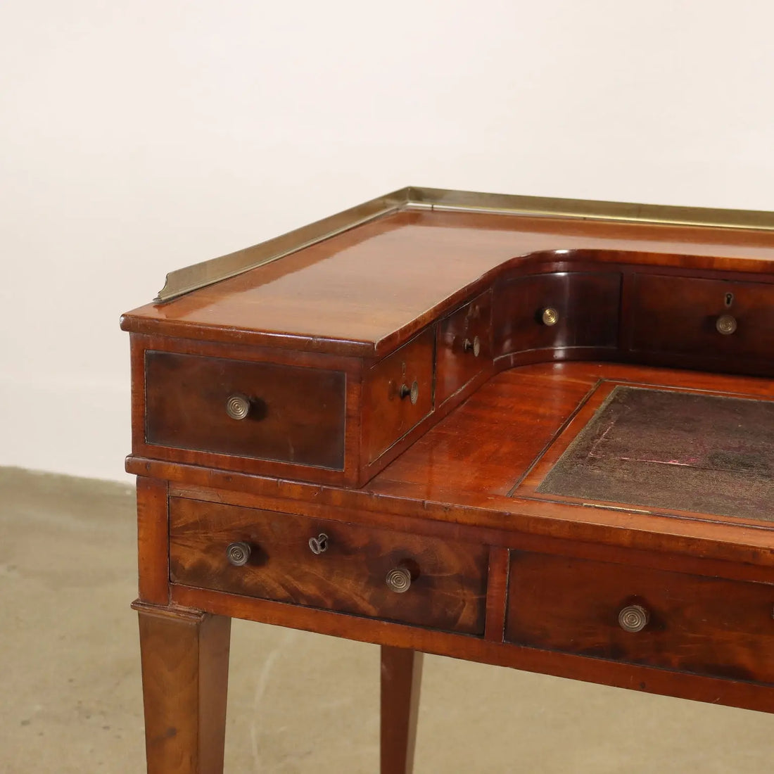 Ancient Writing Desk Carlton House Desk George III '800 Mahogany Brass - England First quarter of the 19th century George III | Antiques | Desks & Writing Desks