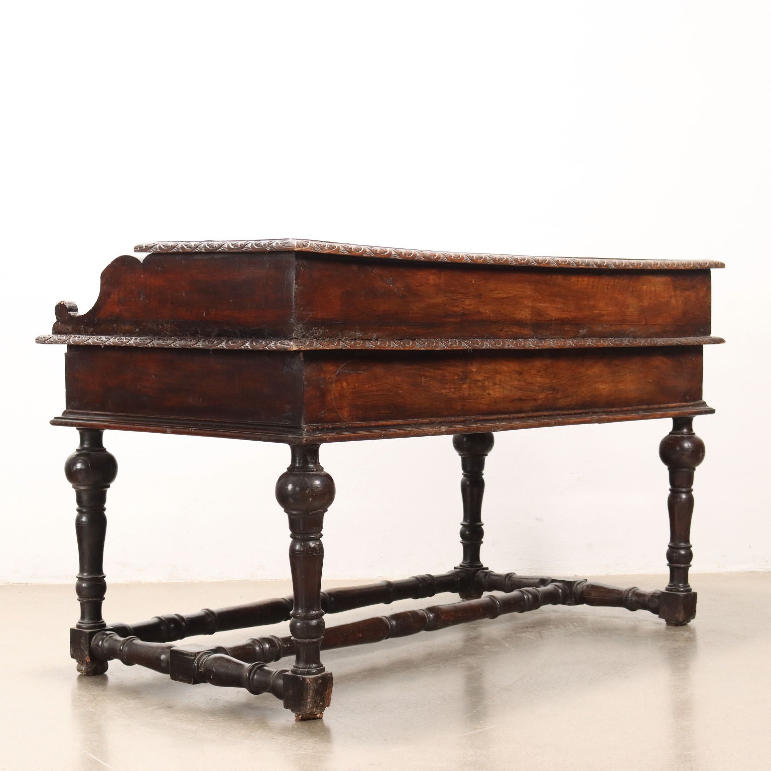 Antique Neo-Renaissance Style Writing Desk Italy XIX-XX Century - Italy, Late XIX - Early XX Century | Antiques  Desks & Writing Desks