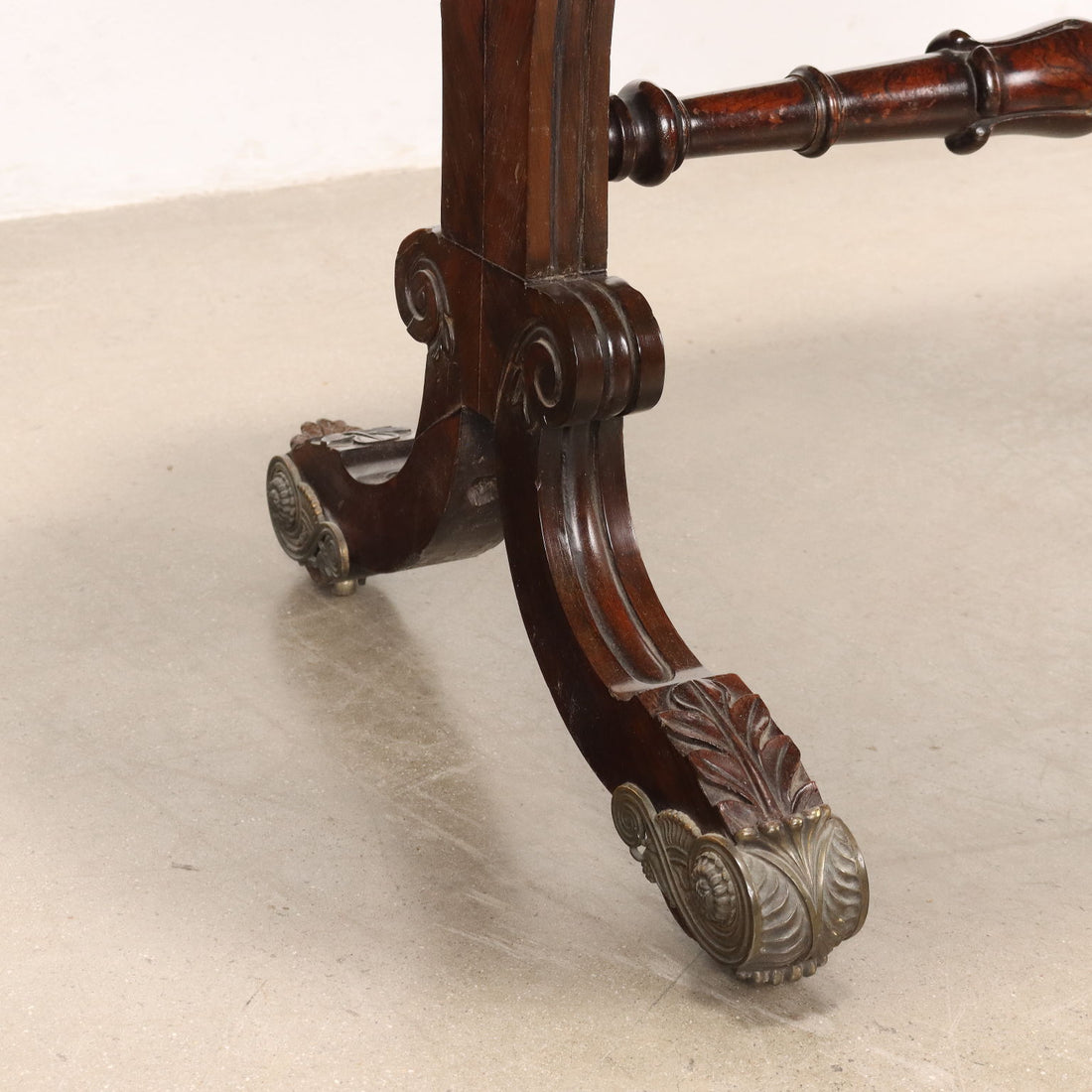 Antique Writing Desk Exotic Wood Bronze England XIX Century - England, Third Quarter XIX Century | Antiques  Desks & Writing Desks