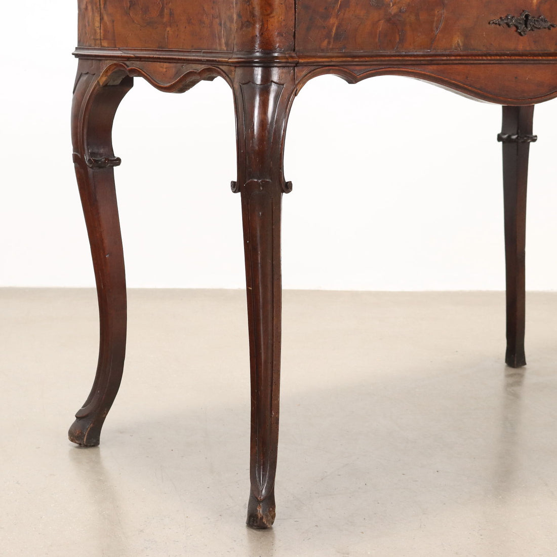  | Antiques  Consoles