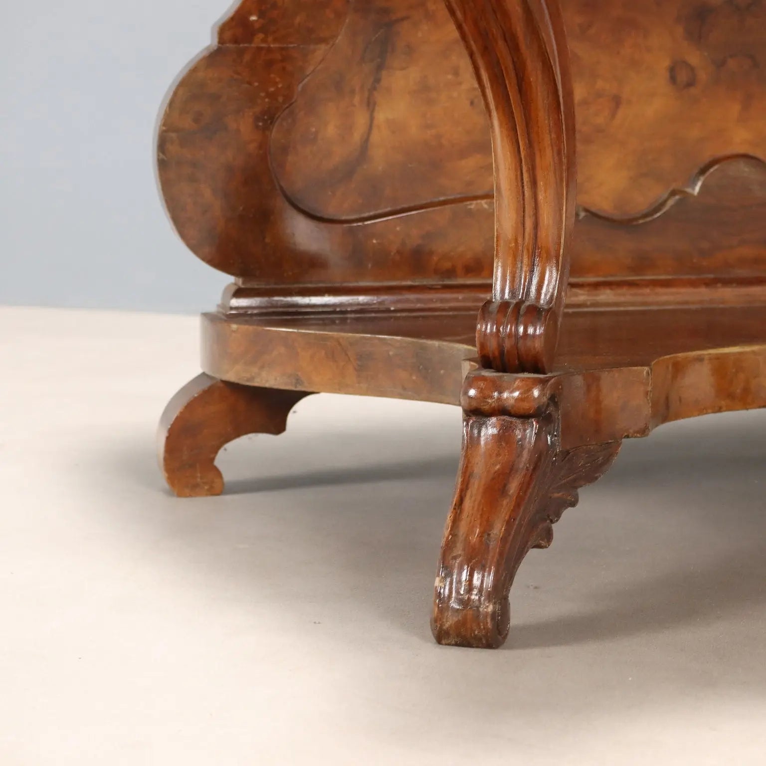Antique Writing Desk Walnut Louis Philippe 5 Drawers XIX Century - Italy, XIX Century | Antiques | Desks & Writing Desks