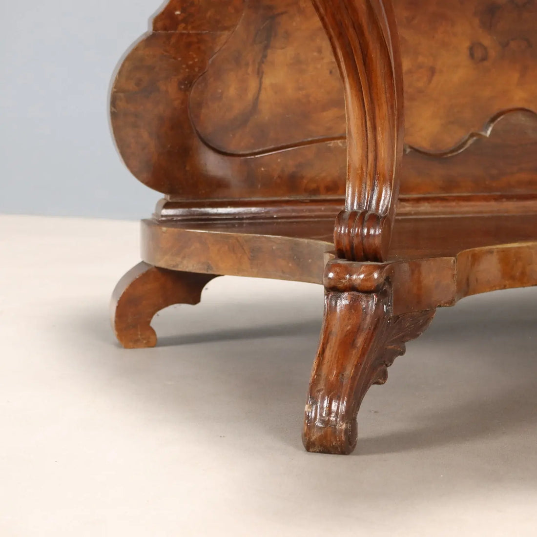 Antique Writing Desk Walnut Louis Philippe 5 Drawers XIX Century - Italy, XIX Century | Antiques | Desks & Writing Desks