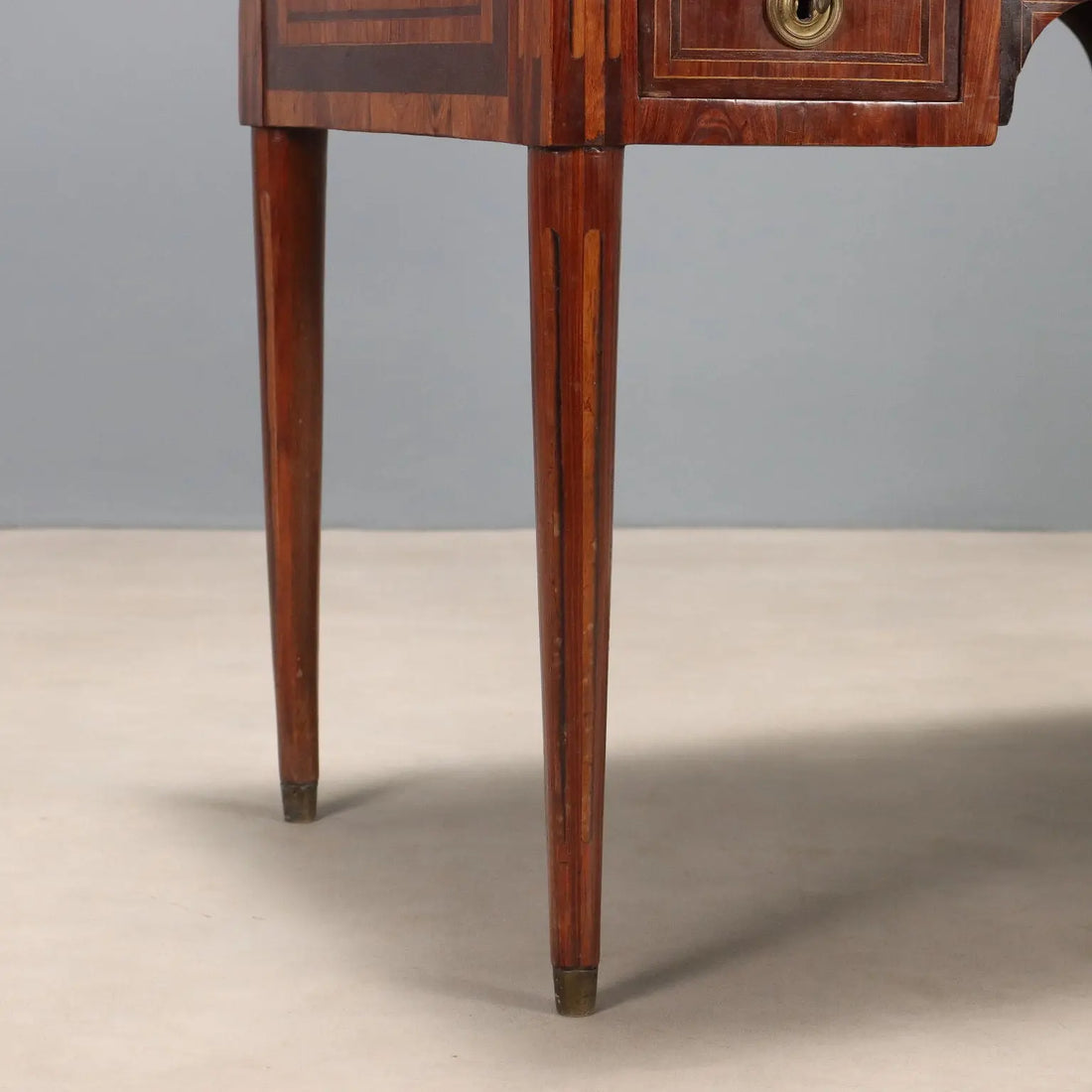 Antique Neoclassical Writing Desk Bois de Violette XVIII Century - France, XVIII Century | Antiques | Desks & Writing Desks