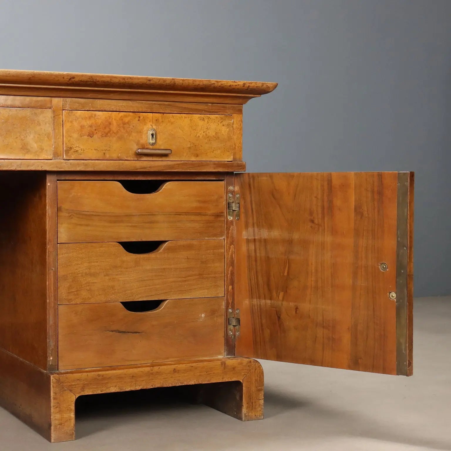 Antique Writing Desk Art Deco Walnut Burl XX Century