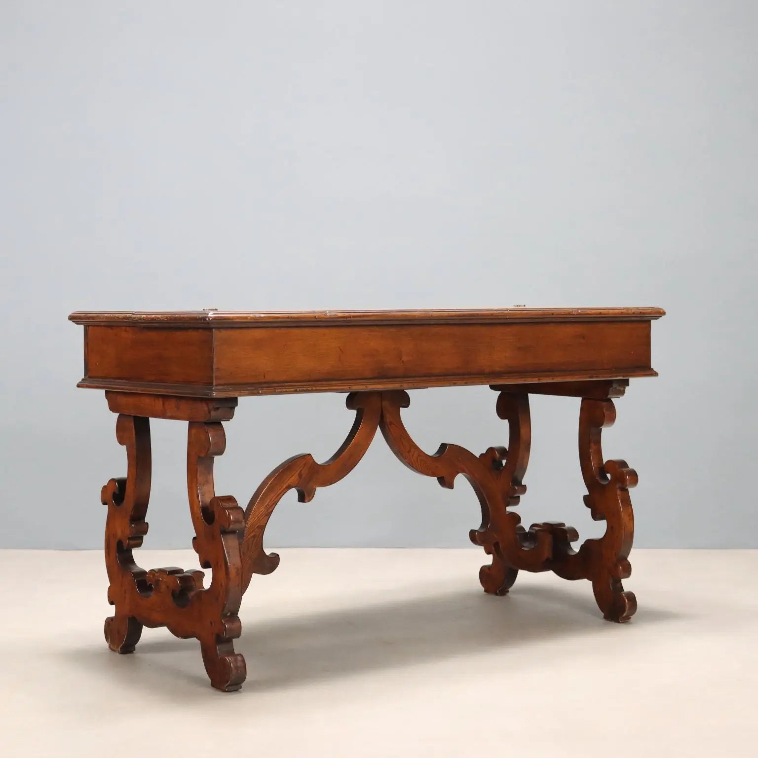 San Filippo Desk in Walnut - Italy 20th Century