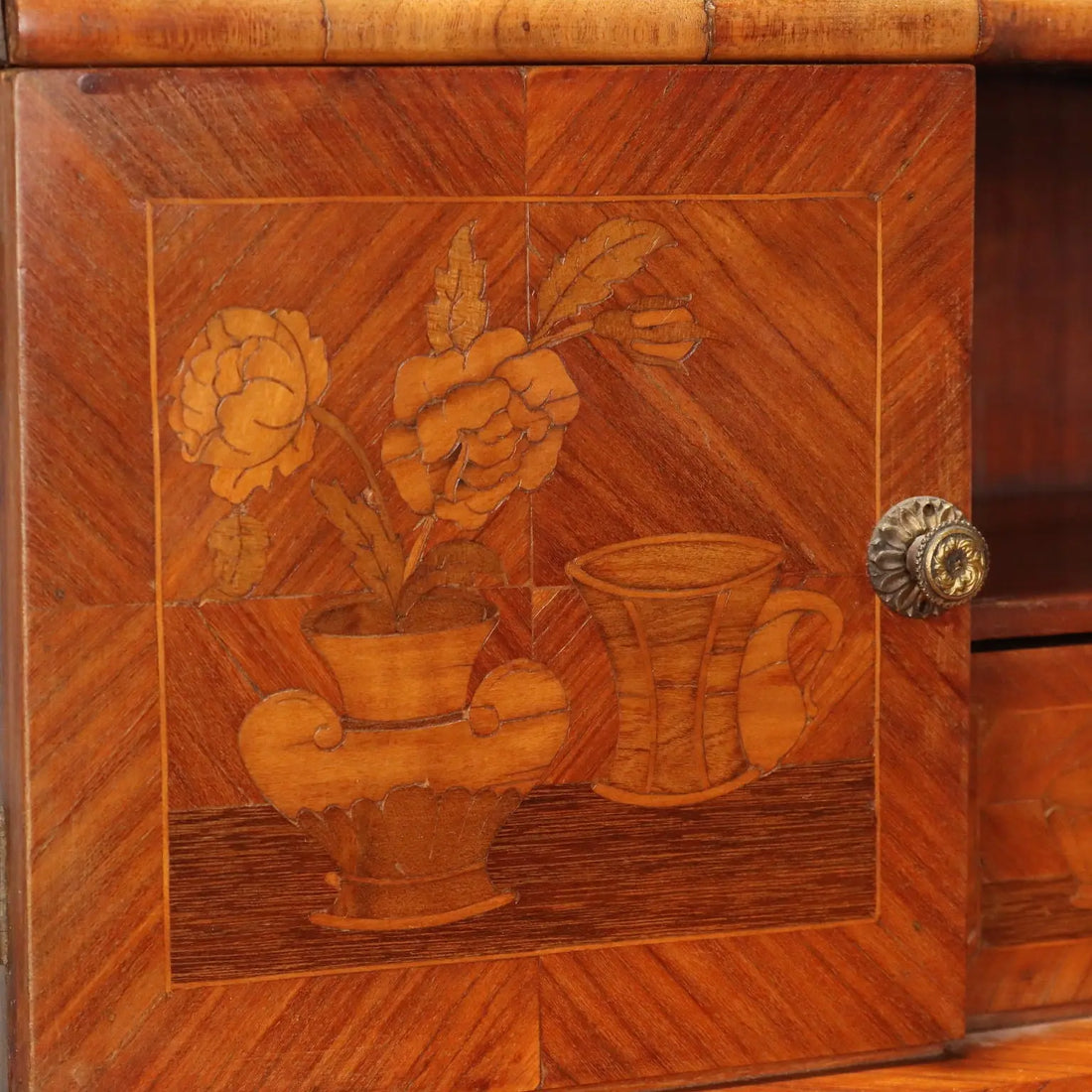 Writing Desk in Bois de Rose with Inlays - France Early 1900s