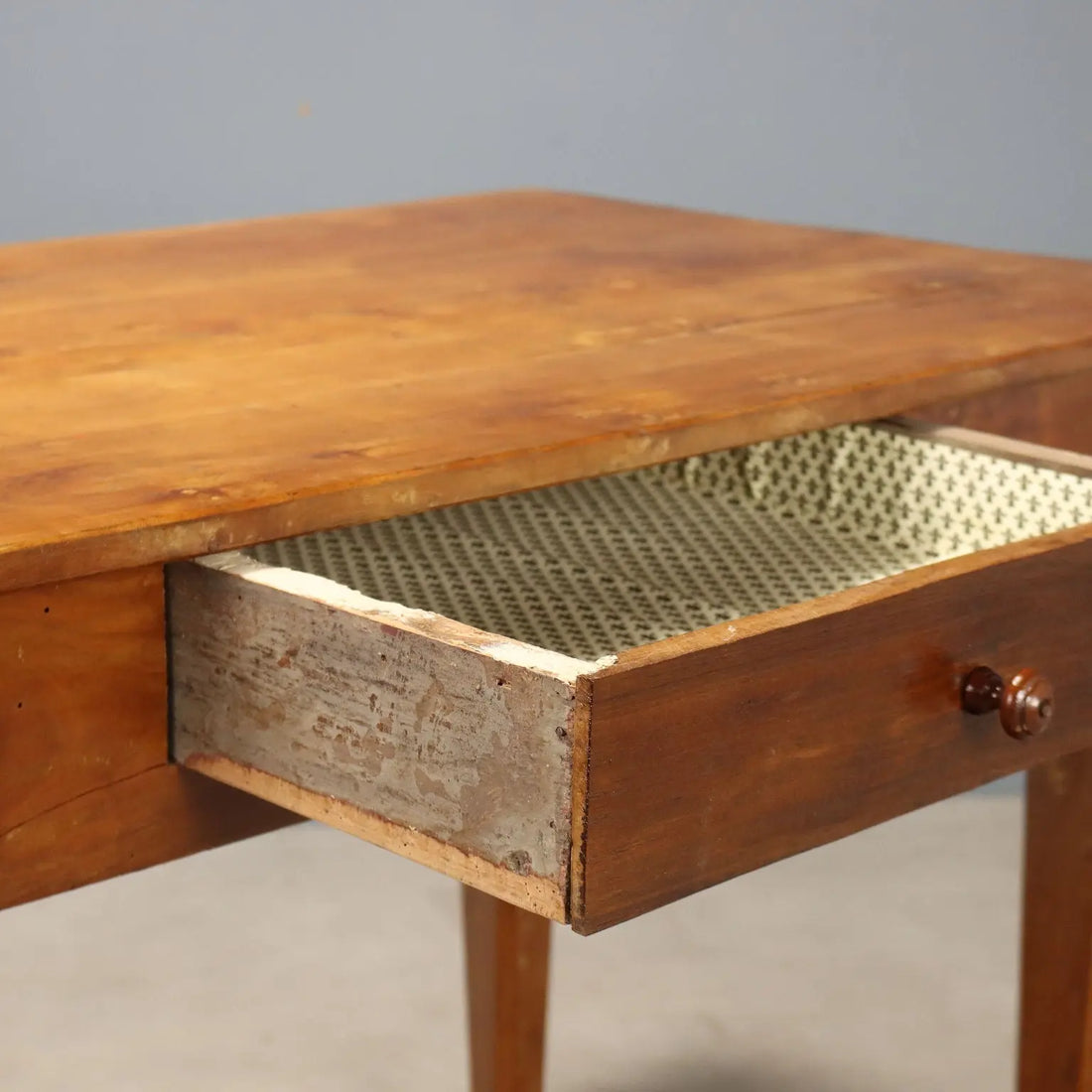Antique Desk Directoire Cherrywood Italy XIX Century