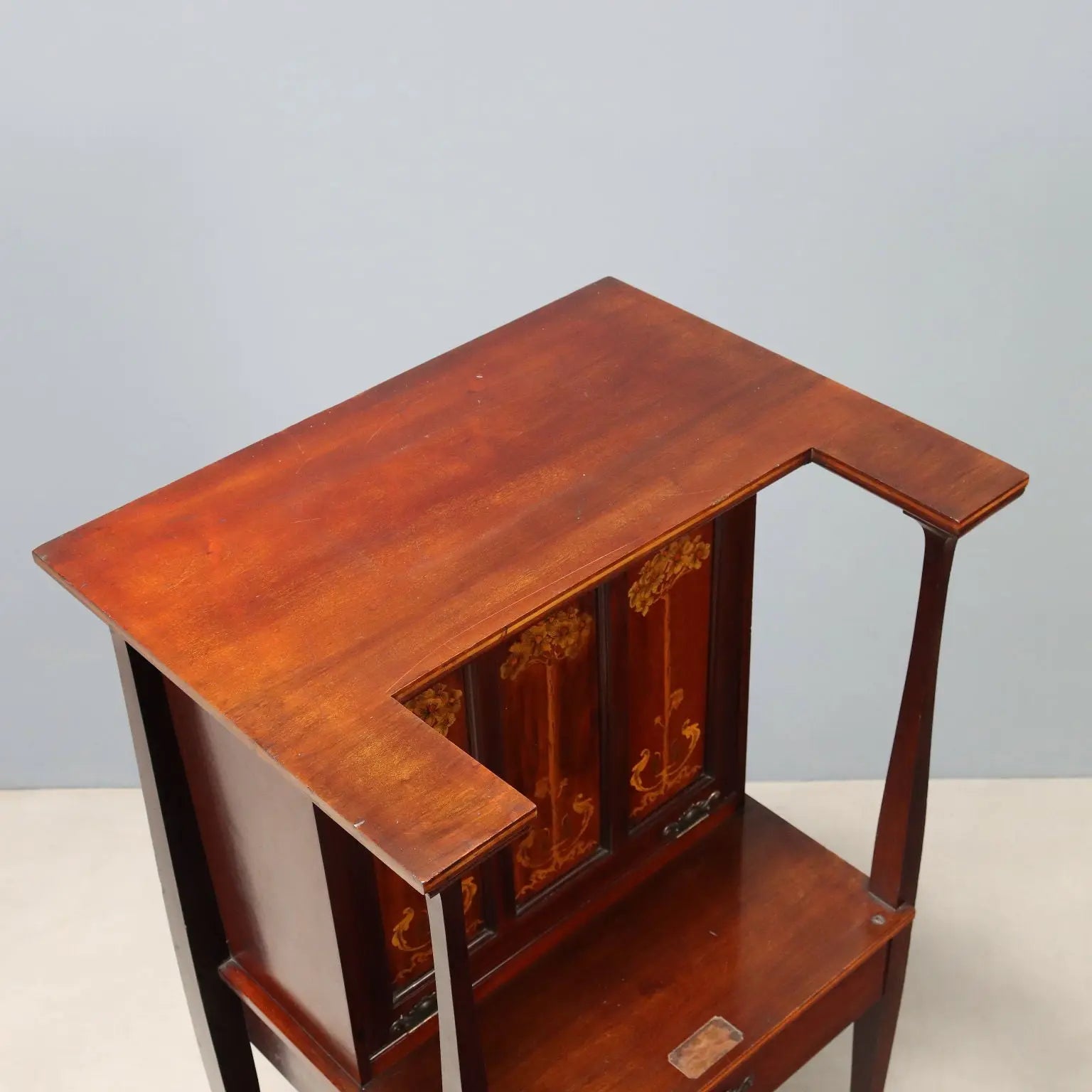 Arts and Crafts Desk in Mahogany and Maple