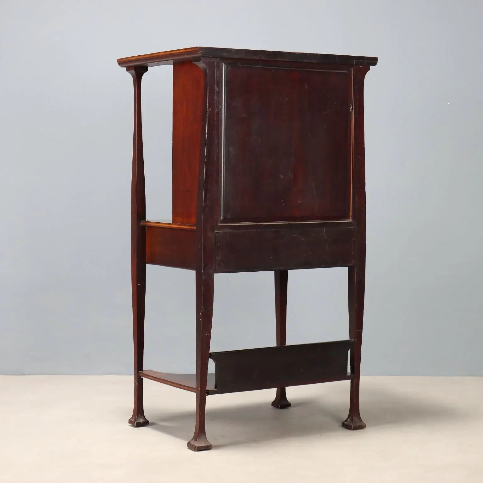 Arts and Crafts Desk in Mahogany and Maple