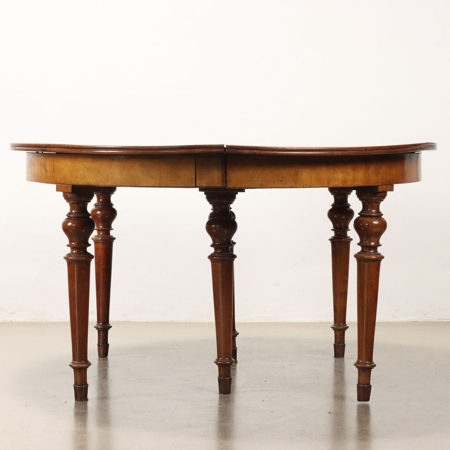  | Antiques  Tables