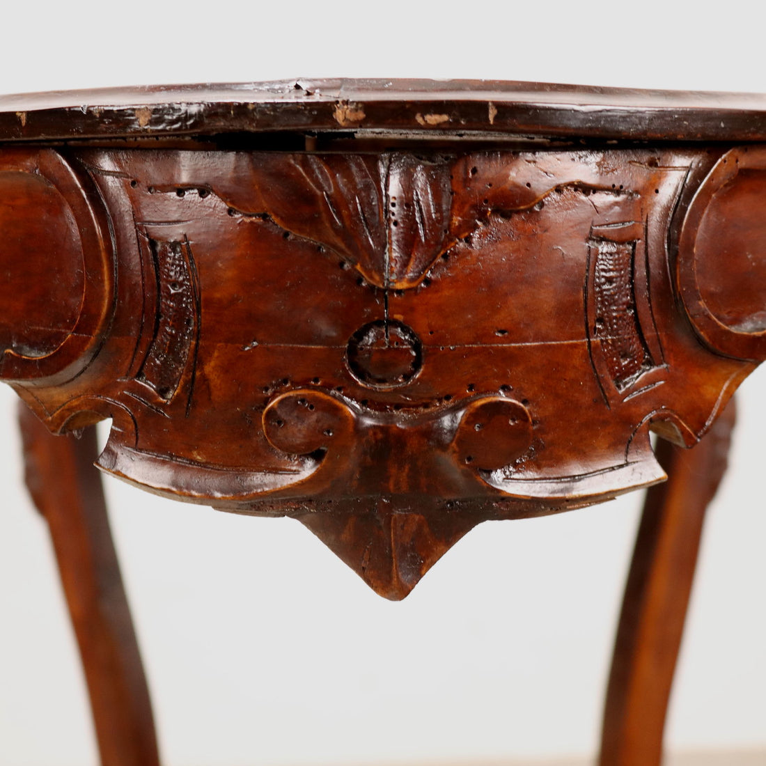 Antique Umbertino Table Walnut Italy XIX Century - Italy, Late XIX Century | Antiques  Tables
