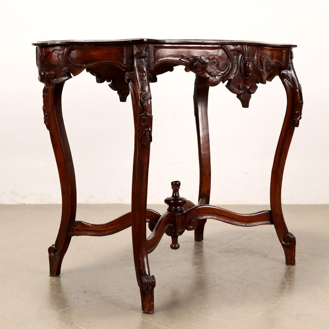 Antique Umbertino Table Walnut Italy XIX Century - Italy, Late XIX Century | Antiques  Tables