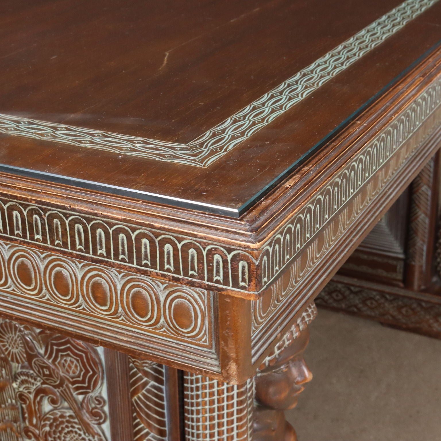  | Antiques  Tables