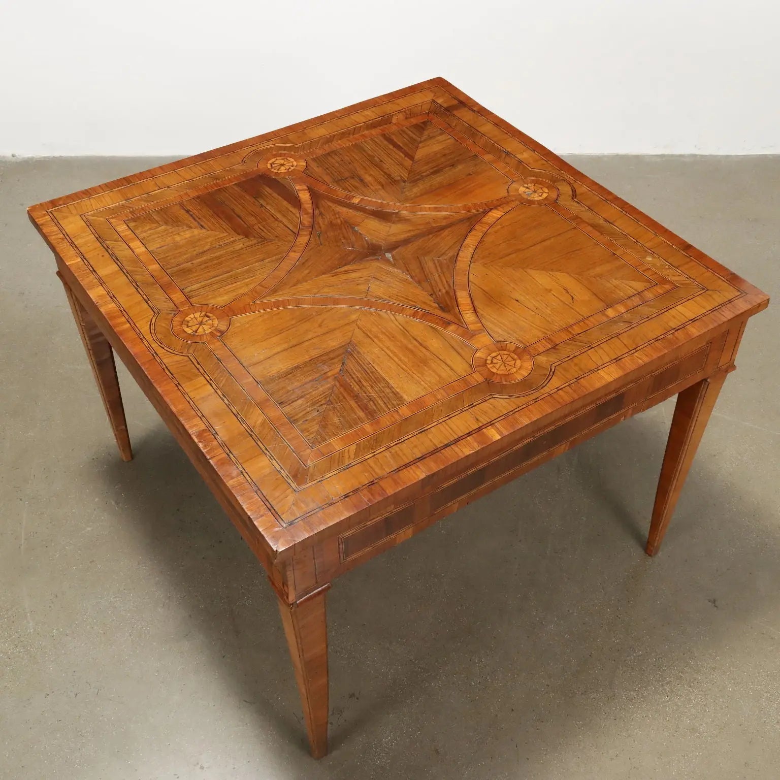 Antique Neo-Classical Table Inlays Decorations XVIII Century - Emilia Romagna, Late XVIII Century | Antiques | Tables