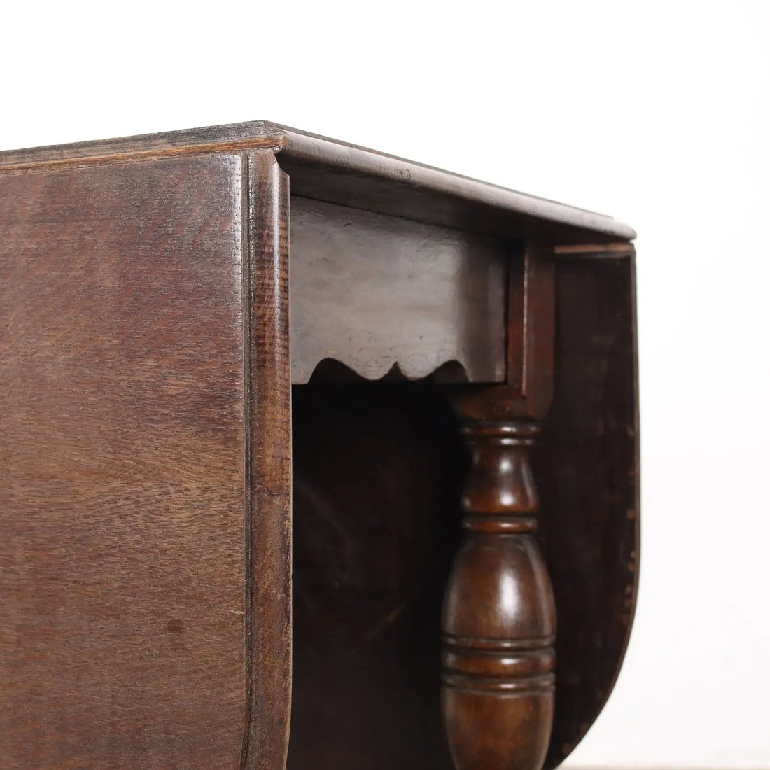 Antique Extendable Table Oak United Kingdom XX Century - England, XX Century | Antiques | Tables