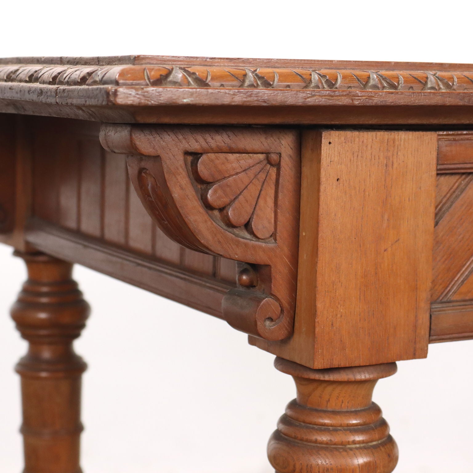  | Antiques  Tables