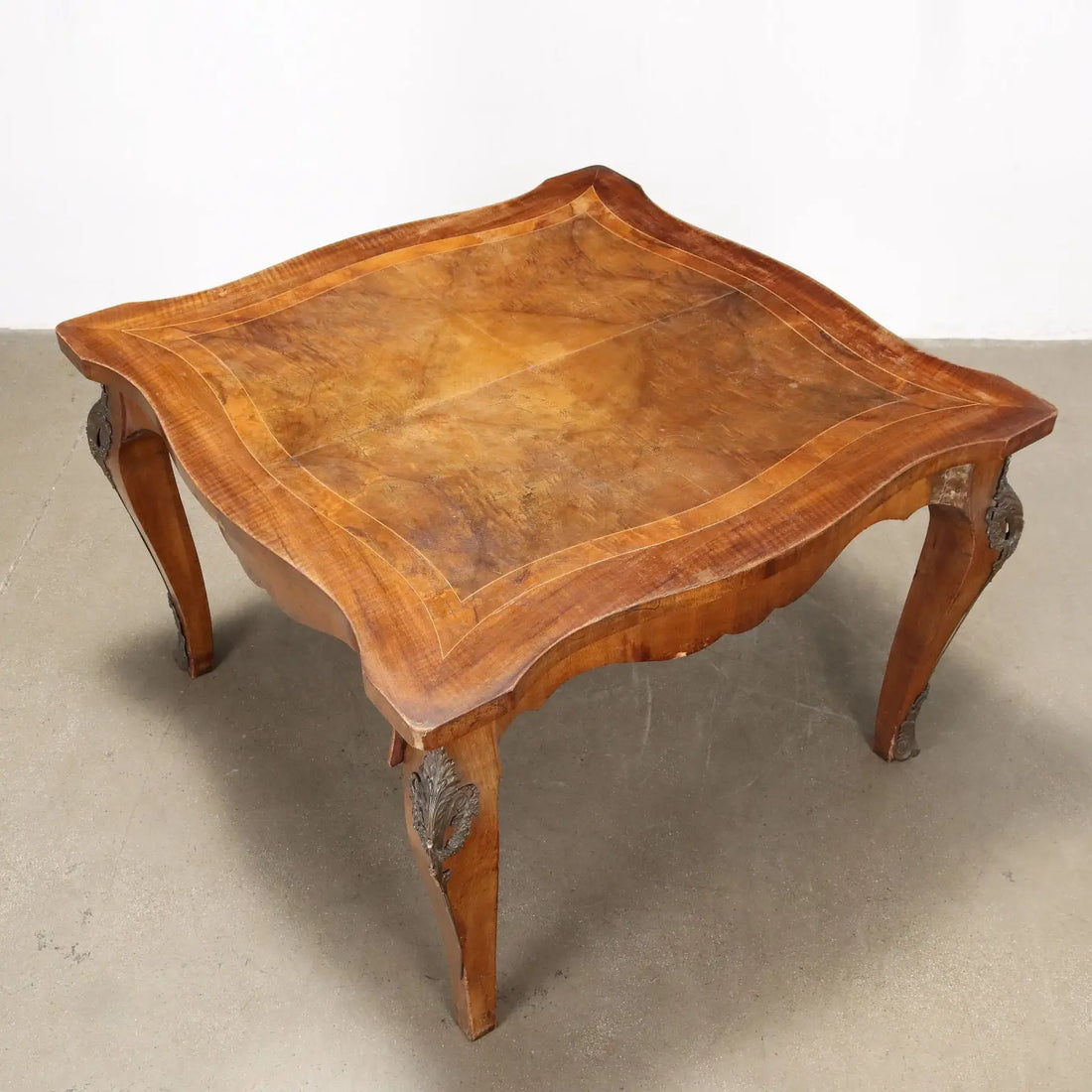 Extendable Chippendale Style Table in Mahogany